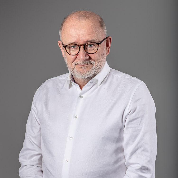 prof. Krzysztof Paśnik